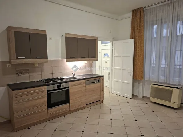 Eladó lakás Budapest VIII. kerület 50 nm