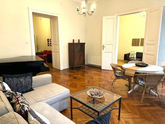 Eladó lakás Budapest VI. kerület, Eötvös 115 nm