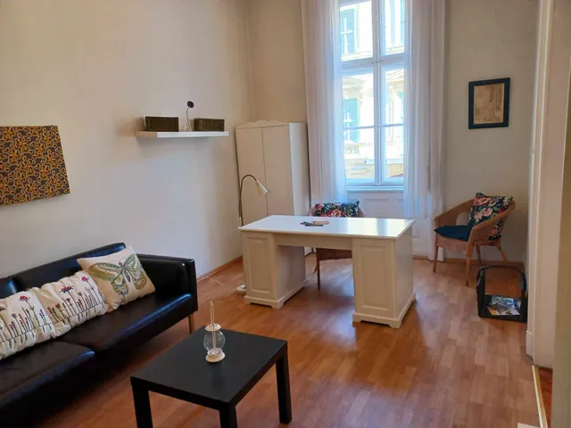 Eladó lakás Budapest VI. kerület, Eötvös 115 nm