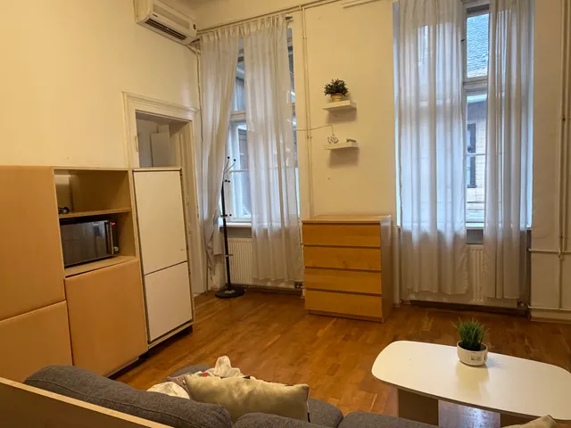 Eladó lakás Budapest VII. kerület, Belső-Erzsébetváros, Akácfa 54 nm