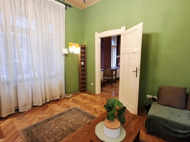 Eladó lakás Budapest VIII. kerület 84 nm