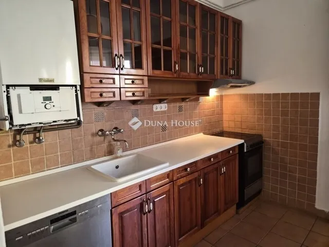 Eladó lakás Budapest XIV. kerület 137 nm