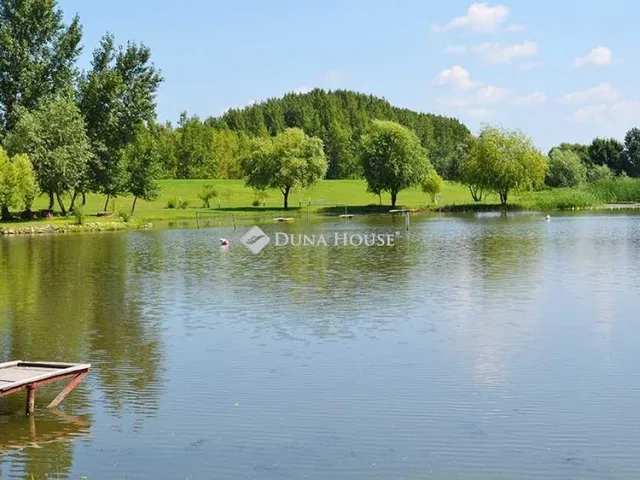 Eladó telek Tiszanána 1218 nm