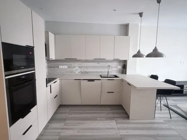 Kiadó lakás Budapest II. kerület 52 nm