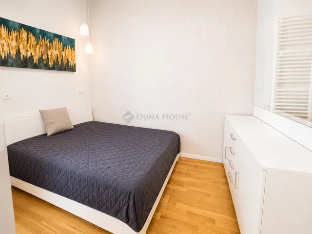 Eladó lakás Budapest VI. kerület 82 nm