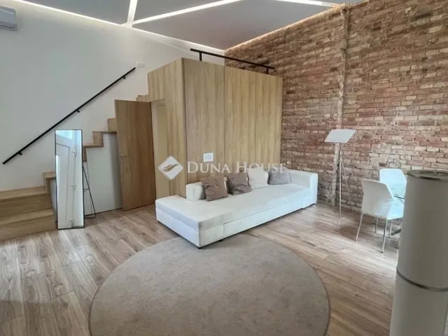 Eladó lakás Budapest VI. kerület 70 nm