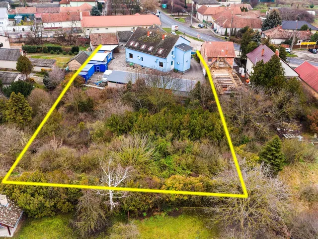 Eladó telek Üllő 2896 nm