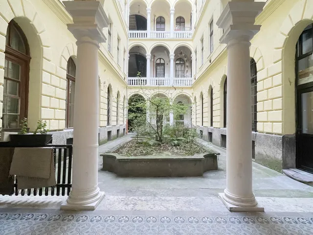 Eladó lakás Budapest VI. kerület, Diplomatanegyed 103 nm