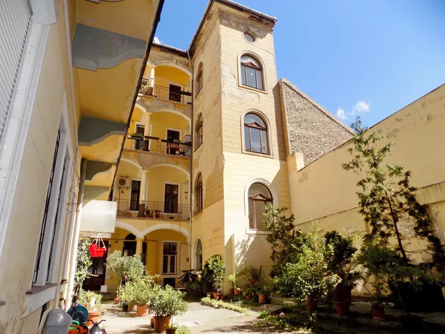 Eladó lakás Budapest VI. kerület, Diplomatanegyed, Izabella utca 90 45 nm