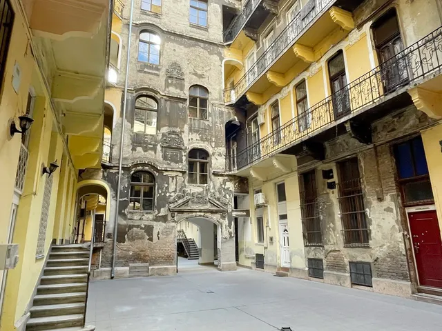 Eladó lakás Budapest VIII. kerület 77 nm