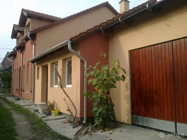 Eladó ház Székesfehérvár, Alsóváros 180 nm