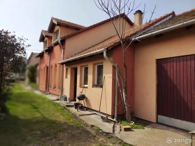 Eladó ház Székesfehérvár, Váralja 90 nm