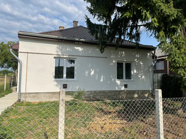 Eladó ház Nagyhalász 82 nm