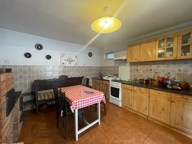 Eladó ház Buj 68 nm