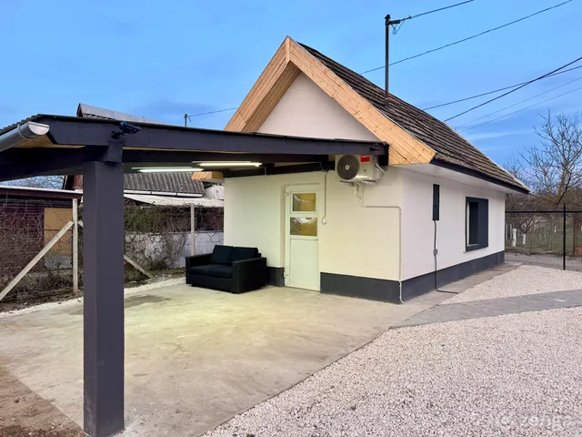 Eladó ház Szentmártonkáta 30 nm