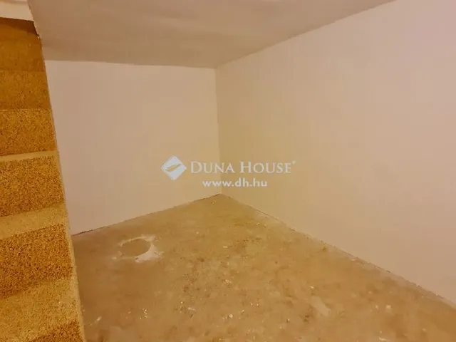 Eladó ház Pusztaszentlászló 118 nm