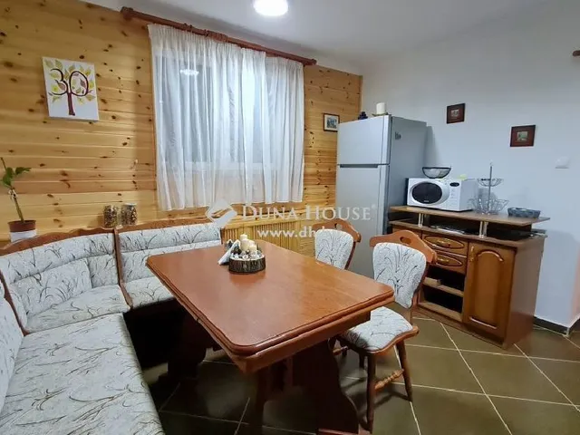 Eladó ház Pusztaszentlászló 118 nm