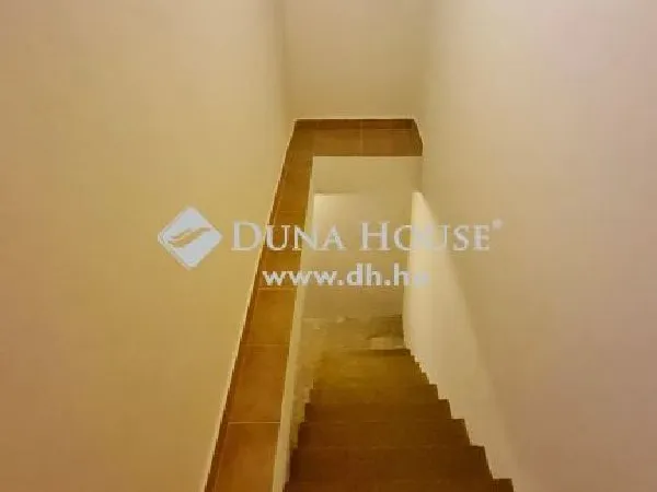 Eladó ház Pusztaszentlászló 118 nm