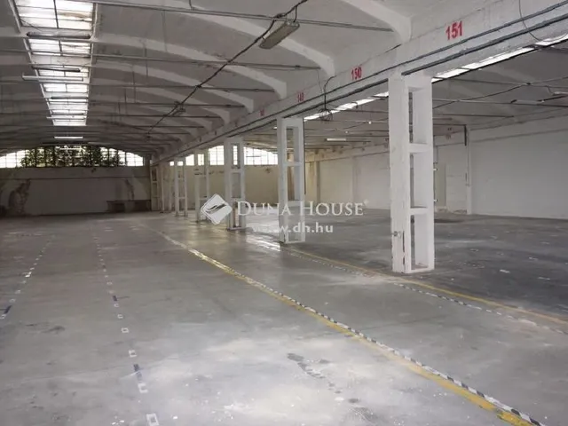 Kiadó kereskedelmi és ipari ingatlan Zalaegerszeg 1600 nm