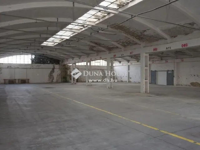 Kiadó kereskedelmi és ipari ingatlan Zalaegerszeg 1600 nm