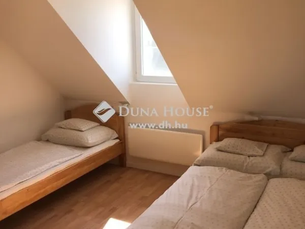 Eladó ház Vonyarcvashegy 119 nm