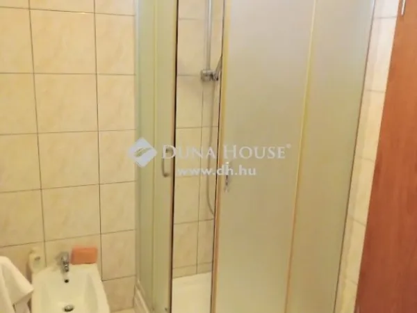 Eladó kereskedelmi és ipari ingatlan Zalaegerszeg 1710 nm