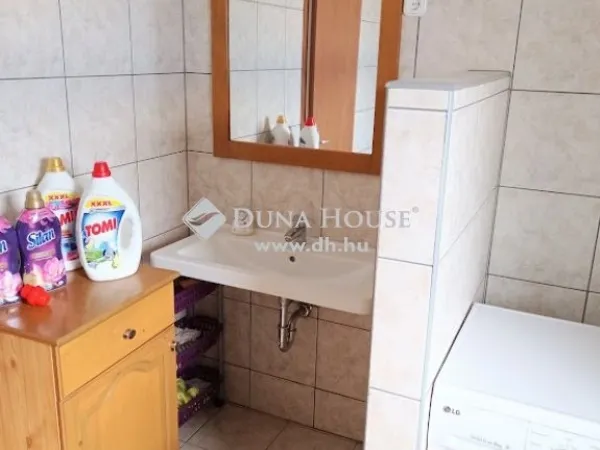 Eladó kereskedelmi és ipari ingatlan Zalaegerszeg 1710 nm