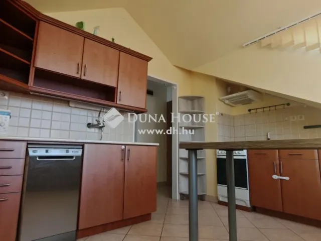 Eladó lakás Zalaegerszeg, Belváros 89 nm