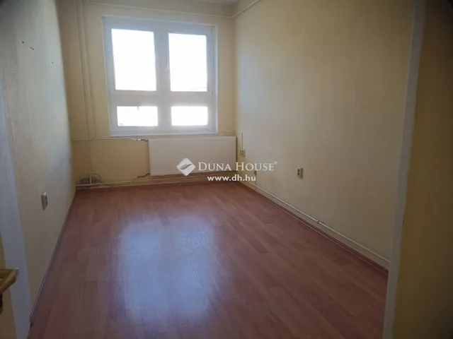 Kiadó kereskedelmi és ipari ingatlan Zalaegerszeg 15 nm