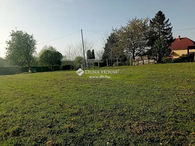 Eladó telek Zalaegerszeg, Bazita 1100 nm