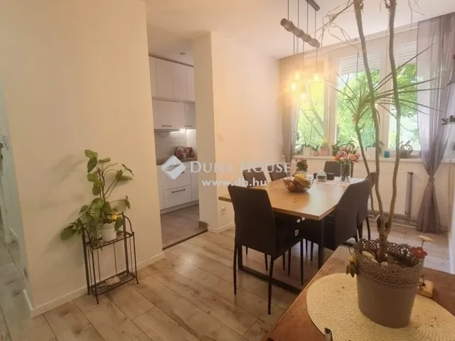 Eladó lakás Zalaegerszeg, Landorhegy 76 nm