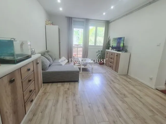 Eladó lakás Zalaegerszeg, Landorhegy 76 nm