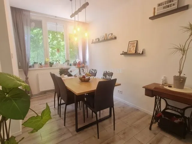 Eladó lakás Zalaegerszeg, Landorhegy 76 nm
