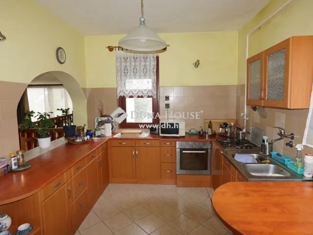 Eladó ház Zalaegerszeg, Landorhegy 160 nm