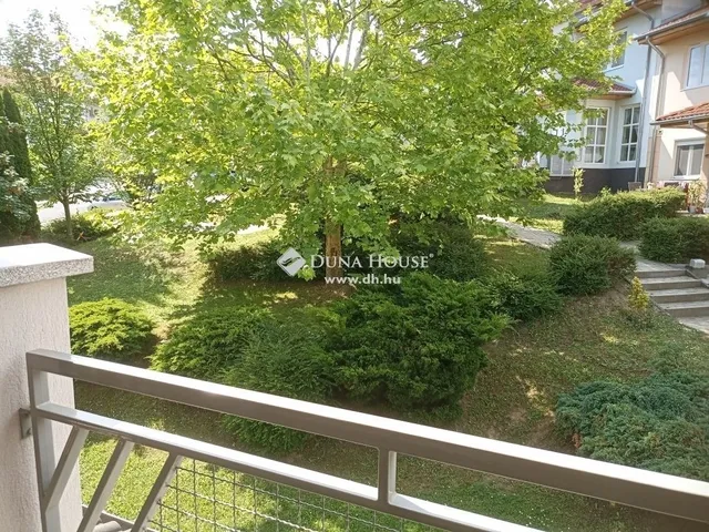 Eladó lakás Teskánd 96 nm