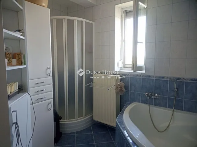 Eladó lakás Teskánd 96 nm