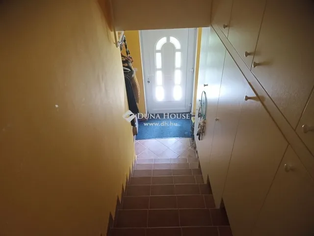 Eladó lakás Teskánd 96 nm