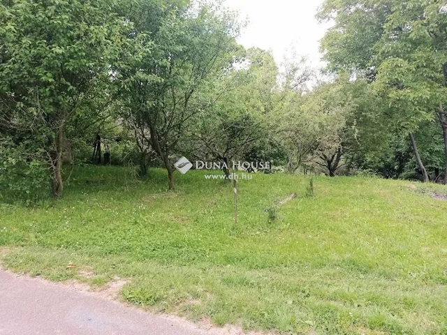 Eladó telek Zalaegerszeg 1544 nm