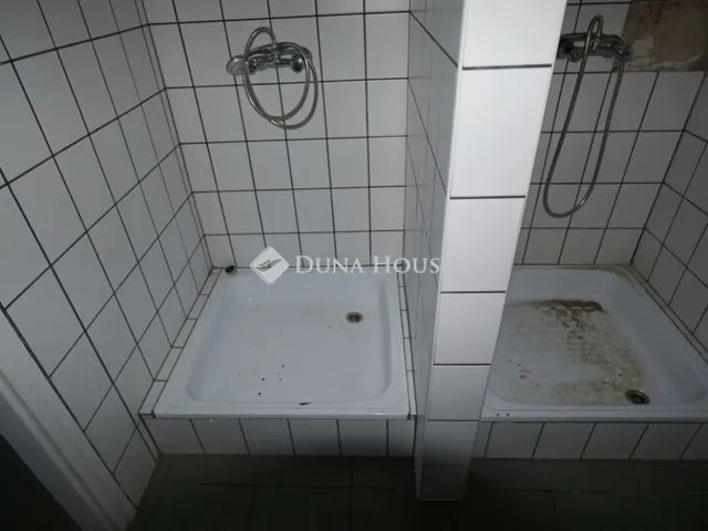 Kiadó kereskedelmi és ipari ingatlan Zalaegerszeg, Belváros 447 nm