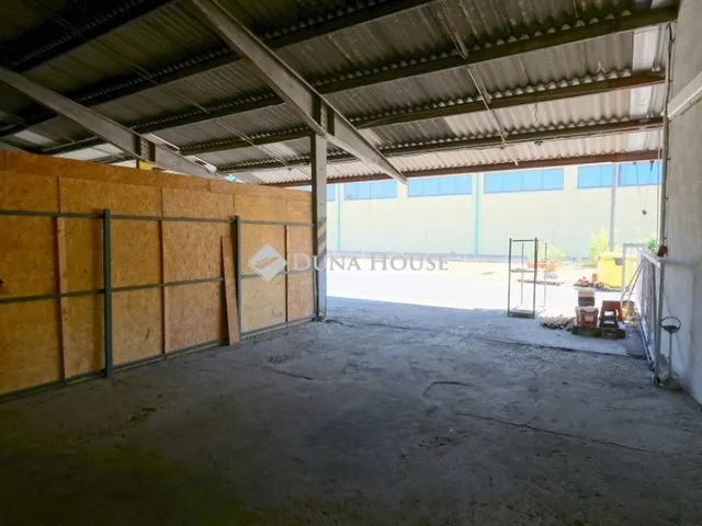 Kiadó kereskedelmi és ipari ingatlan Zalaegerszeg, Belváros 447 nm