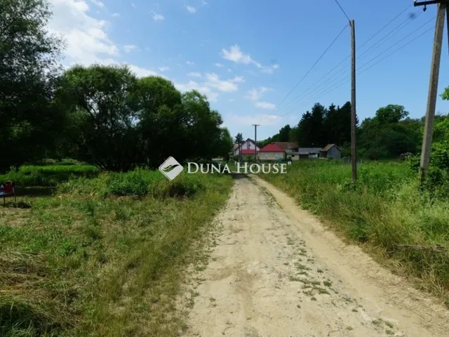 Eladó telek Böde 2556 nm