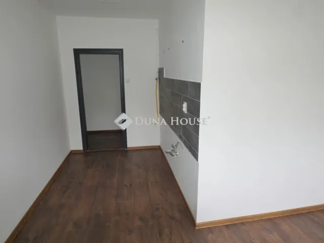 Eladó lakás Zalaegerszeg, Landorhegy 42 nm