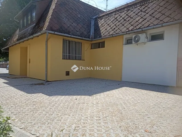 Eladó kereskedelmi és ipari ingatlan Nagykanizsa 281 nm