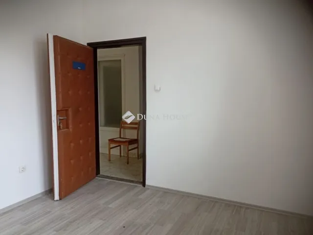 Eladó kereskedelmi és ipari ingatlan Nagykanizsa 281 nm