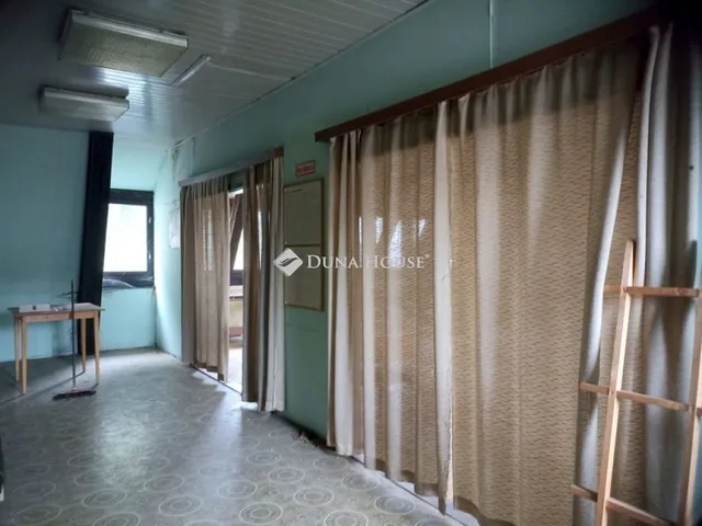 Eladó kereskedelmi és ipari ingatlan Nagykanizsa 281 nm