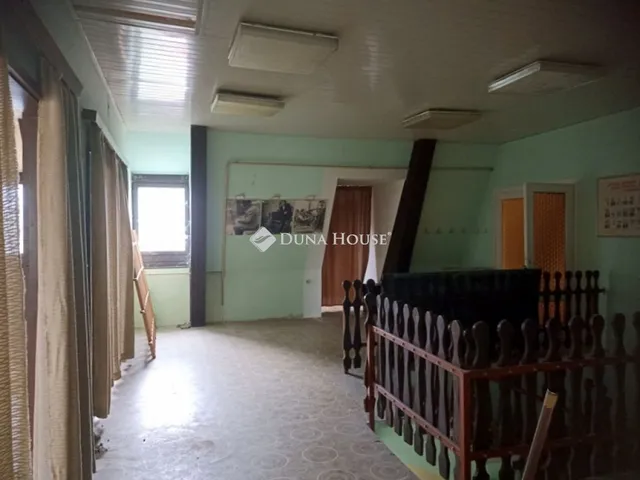 Eladó kereskedelmi és ipari ingatlan Nagykanizsa 281 nm