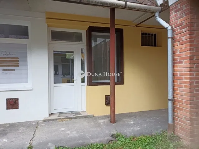 Eladó kereskedelmi és ipari ingatlan Nagykanizsa 281 nm