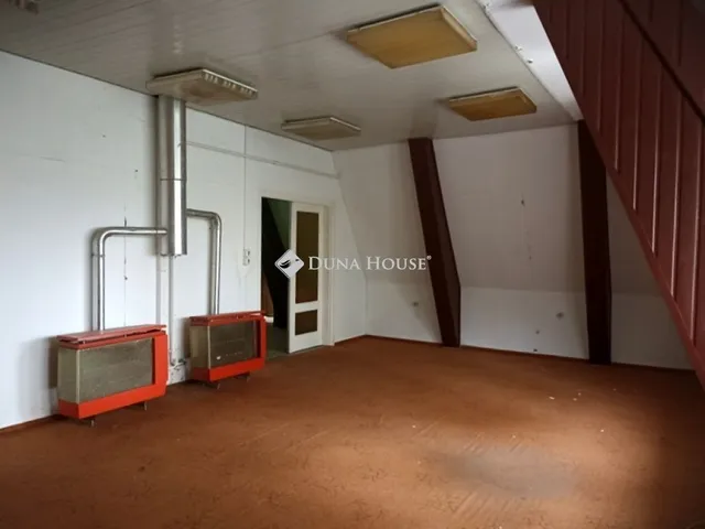 Eladó kereskedelmi és ipari ingatlan Nagykanizsa 281 nm