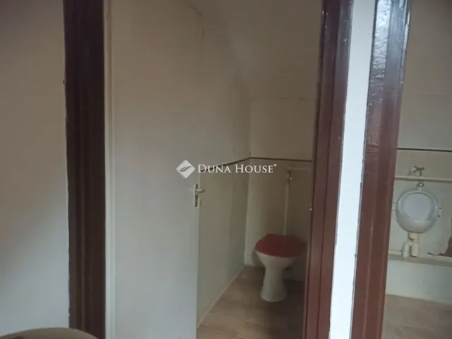 Eladó kereskedelmi és ipari ingatlan Nagykanizsa 281 nm