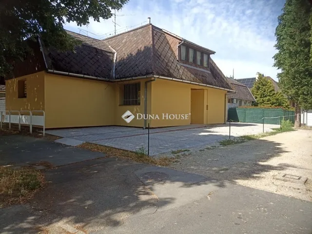 Eladó kereskedelmi és ipari ingatlan Nagykanizsa 281 nm